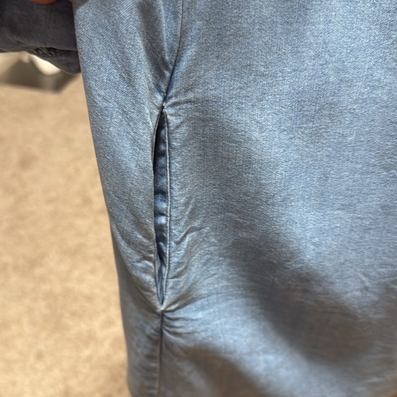 Zara Lightweight Denim On/Off-Shoulder Ruffle Sleeve Shift Dress - Picture 4 of 5